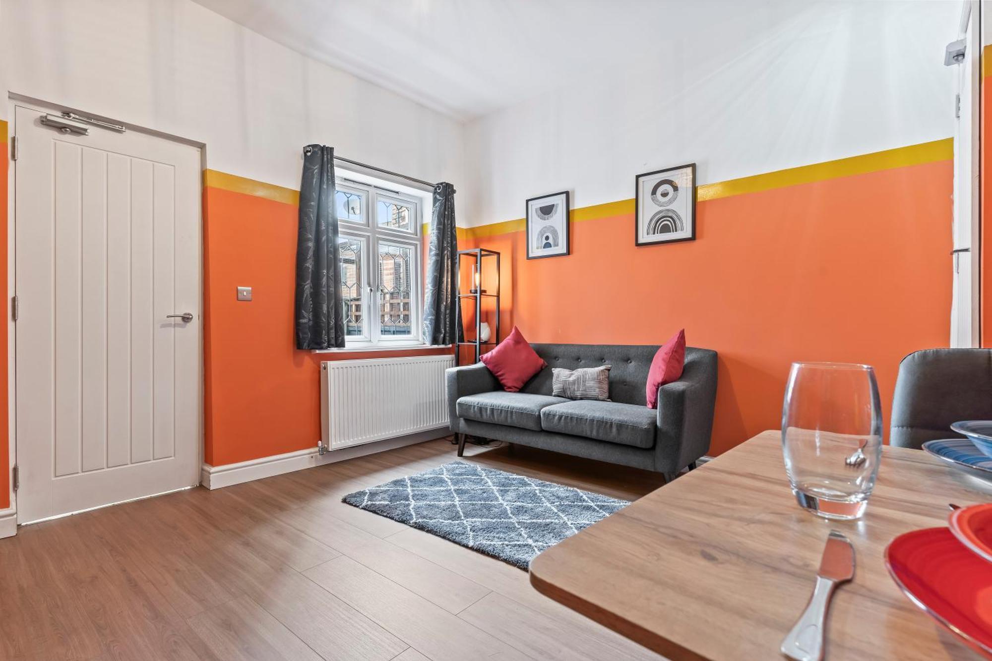 4 Bedroom, 2 Bath In Newcastle Town Centre Extérieur photo
