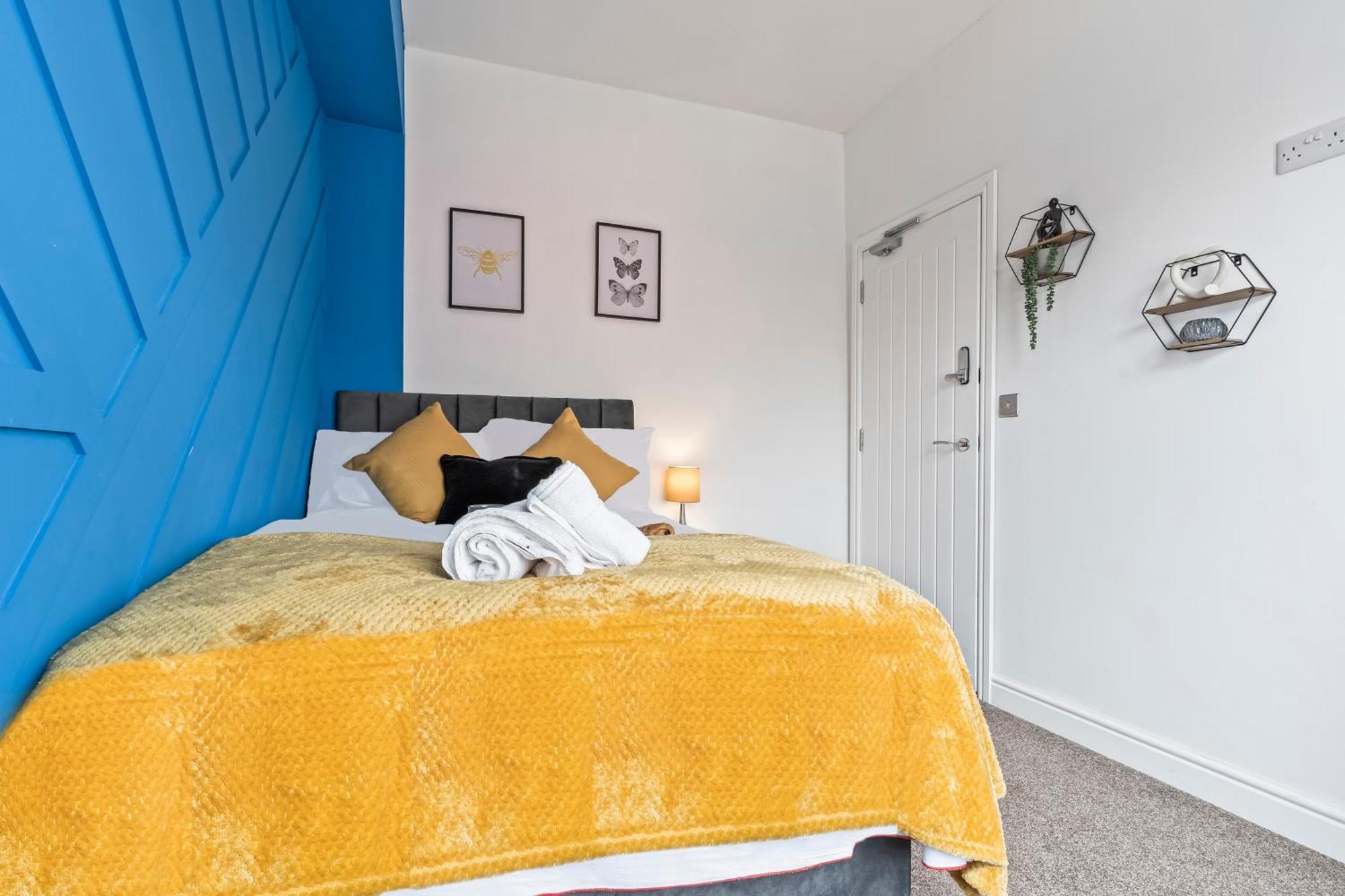 4 Bedroom, 2 Bath In Newcastle Town Centre Extérieur photo