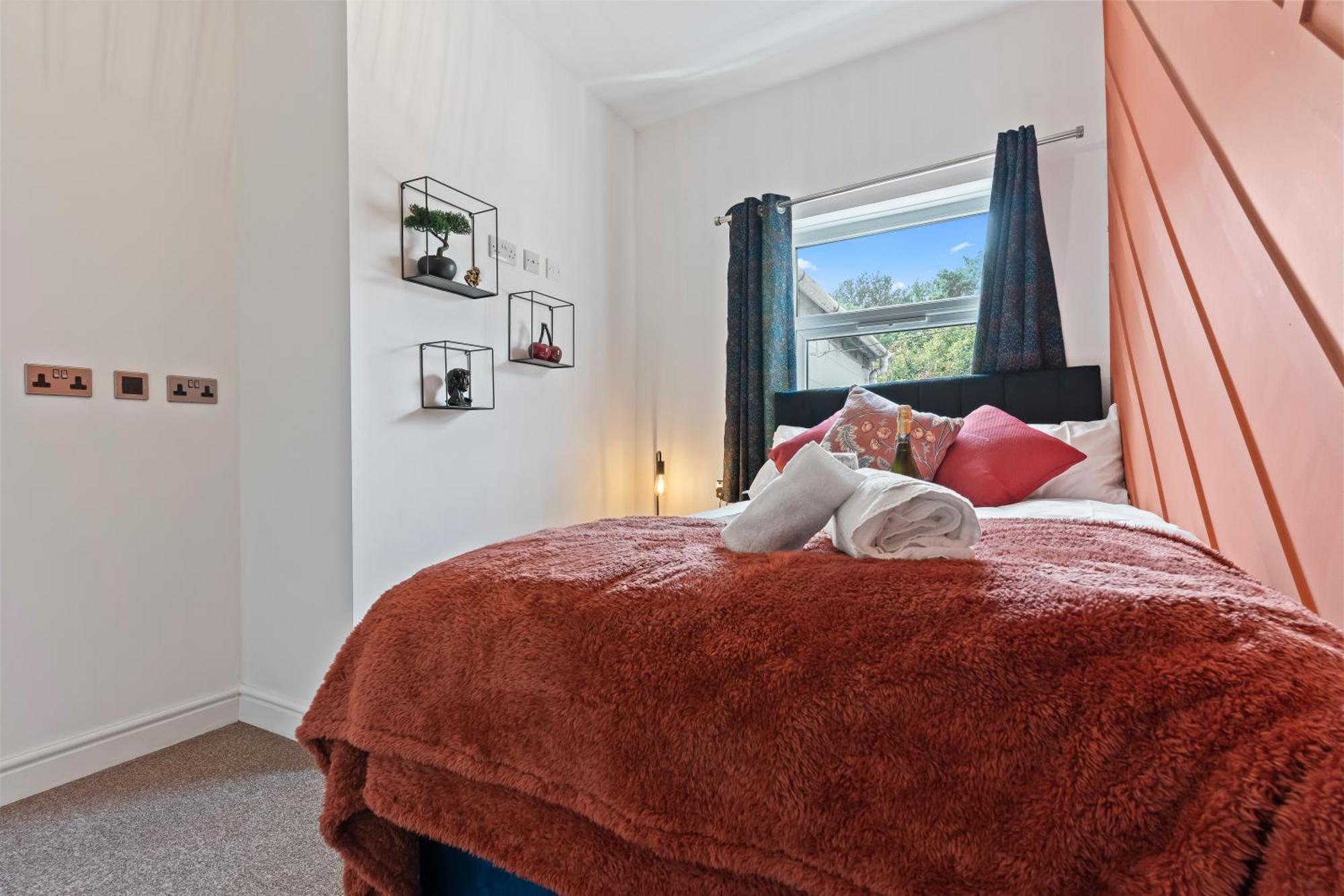 4 Bedroom, 2 Bath In Newcastle Town Centre Extérieur photo